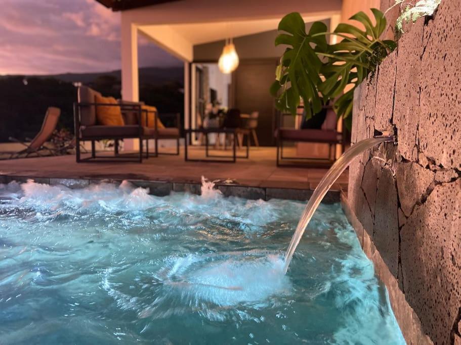 סן-לואי Cocoon Love Avec Piscine Privative מראה חיצוני תמונה